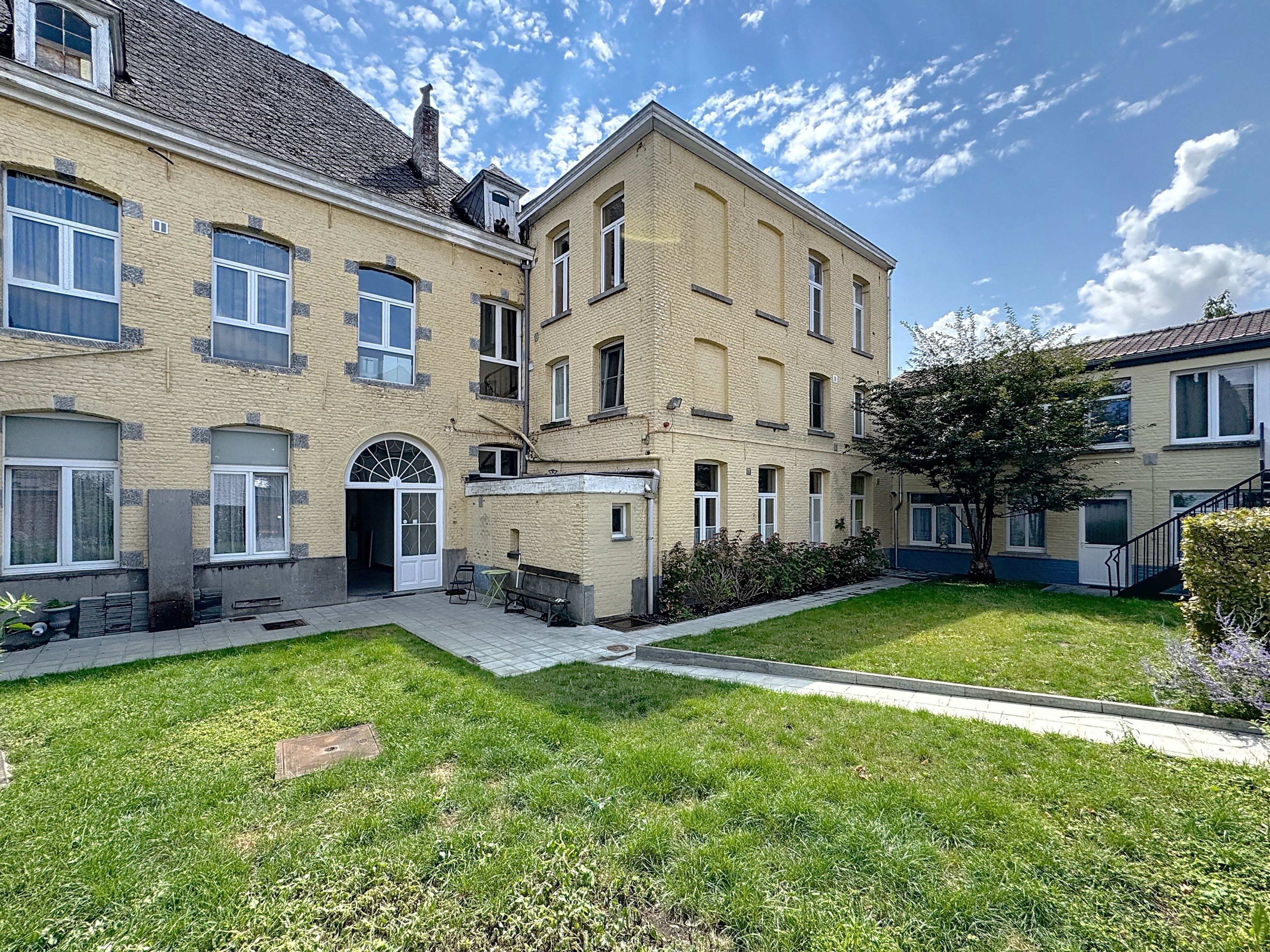 chateau-bourlu_00008.jpg